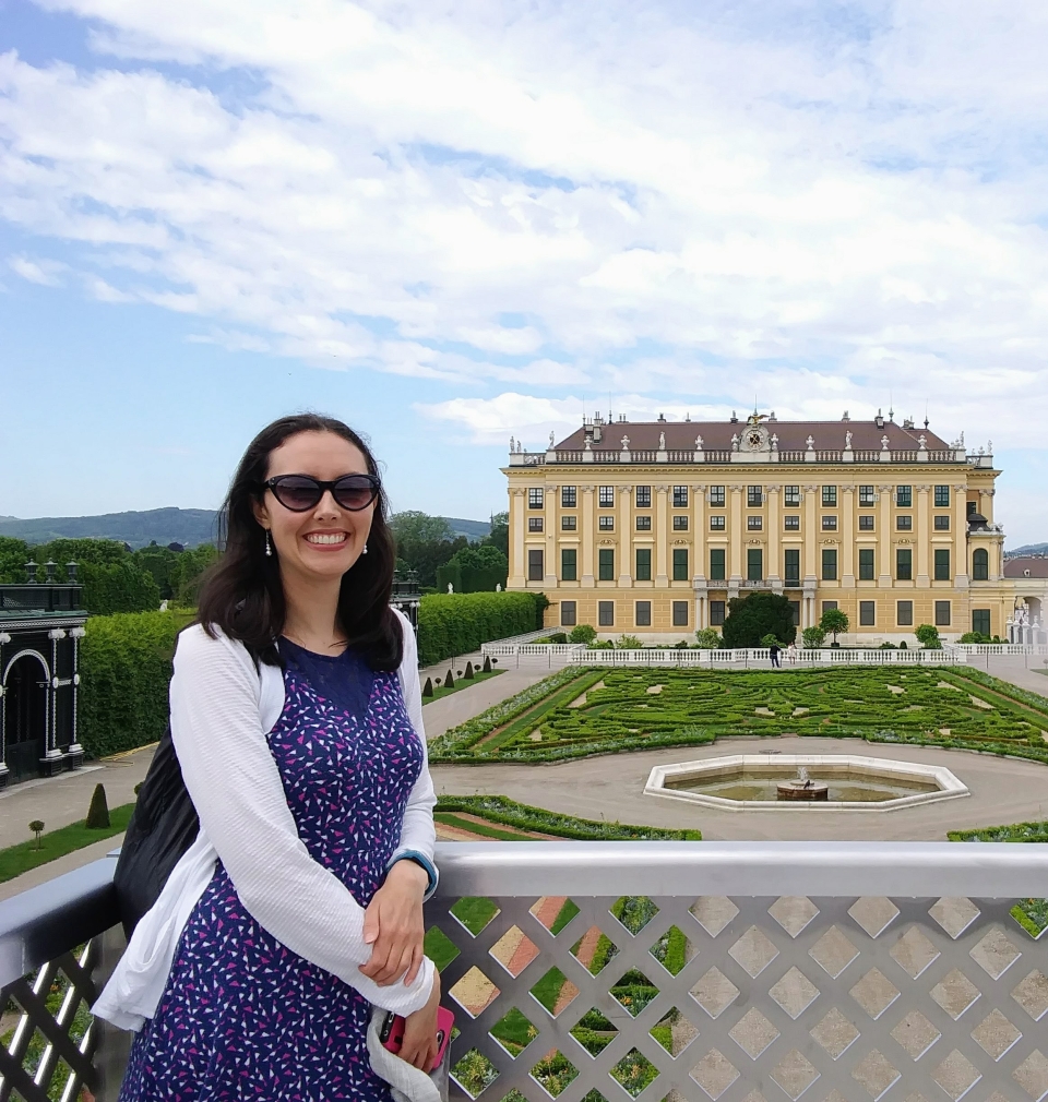 Vienna: Schönbrunn Palace & Gardens Skip-the-Line Tour